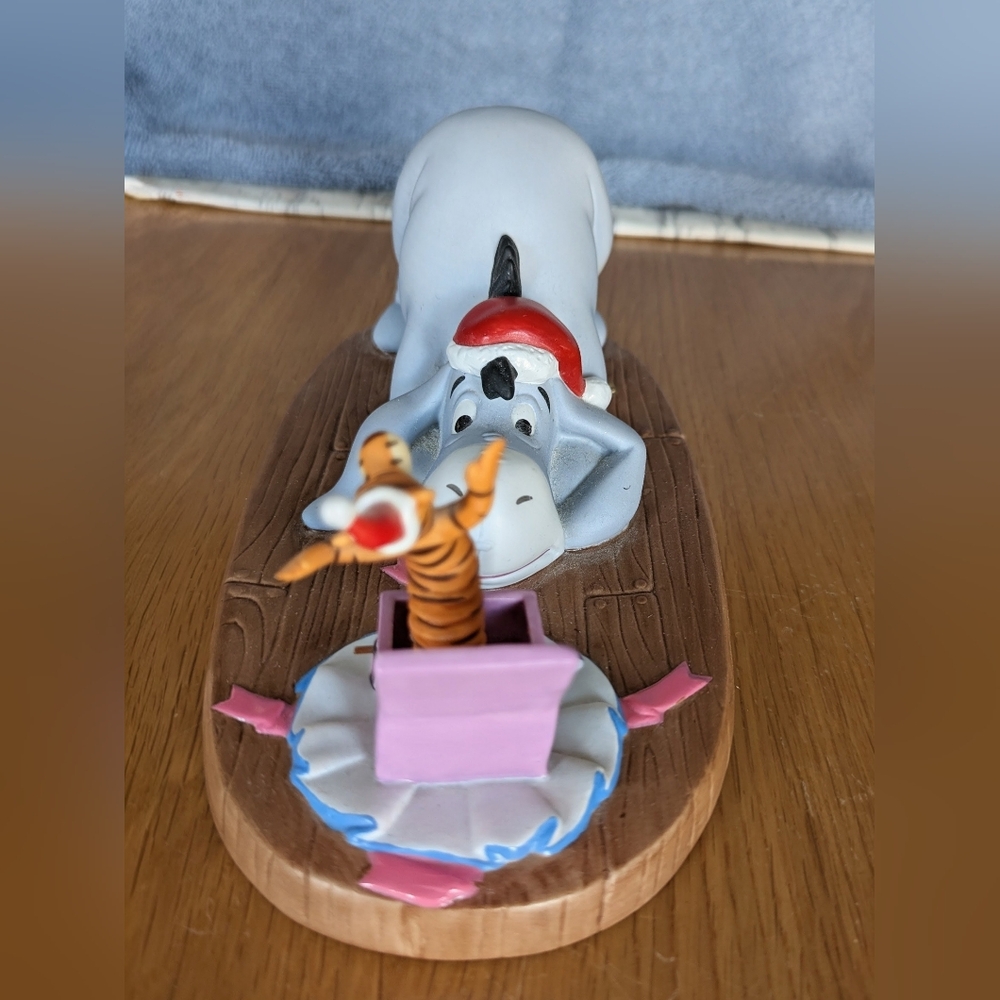 Disney's Pooh & Friends Eeyore "May Your Holidays Be Filled With Surprises" Fig. - Picture 2 of 4